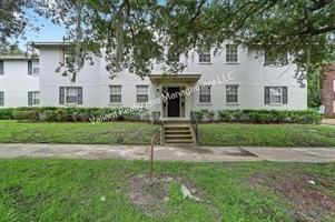 featured image of 2358 Herschel St