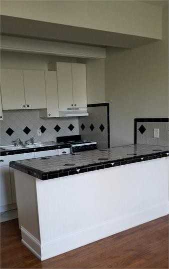 2805 West Walnut Street - Photo 5 of 42