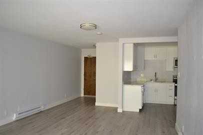 1016 Continentals Way - Photo 3 of 8