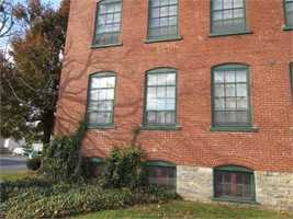 featured image of 201 N Chestnut St