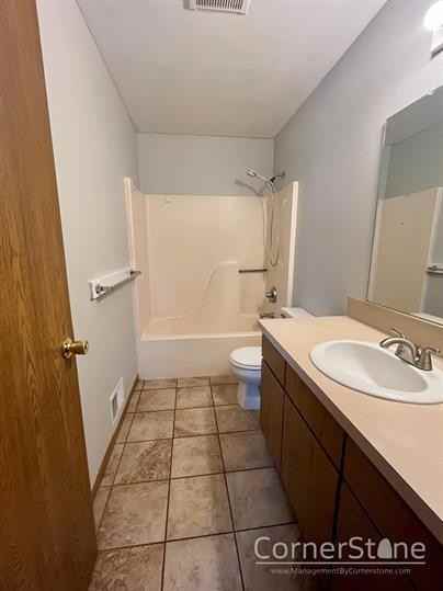 Allendale Duplexes - Photo 3 of 16