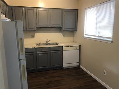 139 Elm Street - Photo 3 of 10