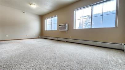 Hamilton 508 4th Street Southwest - Photo 7 of 12