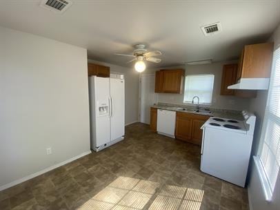 2104 Savannah Street - Photo 5 of 10