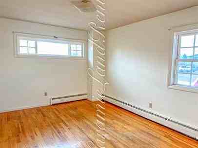 1453 N. 5th - Photo 2 of 8