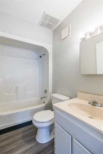 1685 Alexandria Drive, Unit 19A - Photo 6 of 18