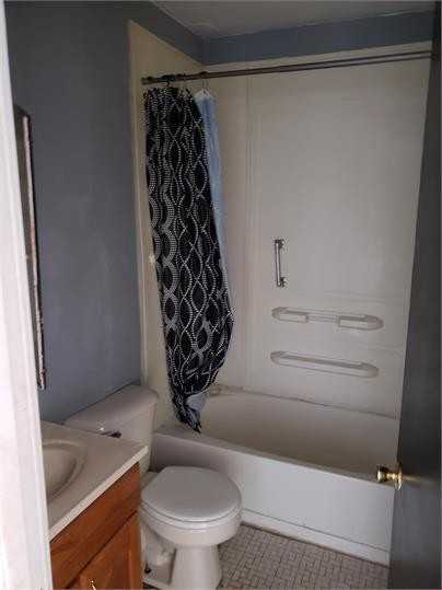 101 West Willow Dr - Photo 2 of 5