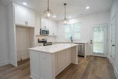 769 South Washington Avenue Unit 2 - Photo 3 of 13
