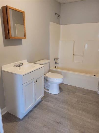 LAKEFRONT RENTALS ~ DUPLEXES - Photo 5 of 30