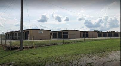 131 North Lee Drive - Photo 3 of 8