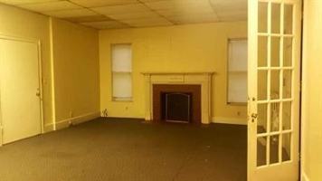 featured image of 828 West 4th Street