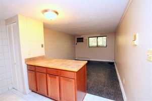 featured image of 1126 W 4th St