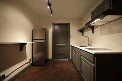 Ronjo V Apartments - Photo 7 of 10