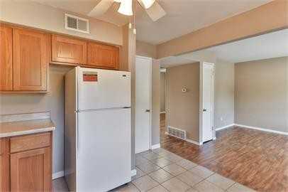 467 S Holmes - Photo 3 of 20