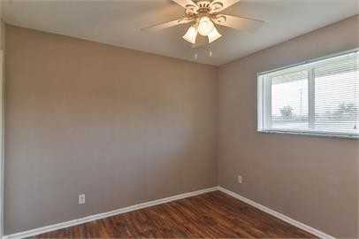 467 S Holmes - Photo 5 of 20