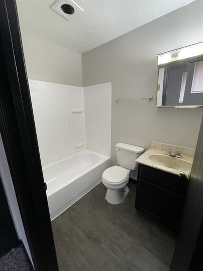 OH_MM_2985 Wilbraham Road - Photo 2 of 3