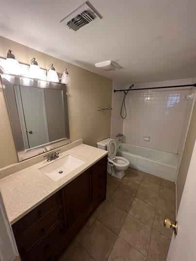 603 Colonial Drive Unit 2 - Photo 7 of 10