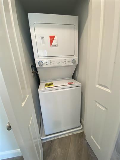 219 Waterman Street - Photo 5 of 10