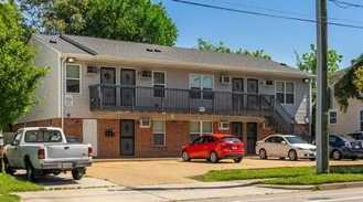 812 West 27th Street - Photo 1 of 1