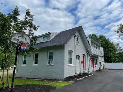 Ella Gardens - Photo 6 of 7