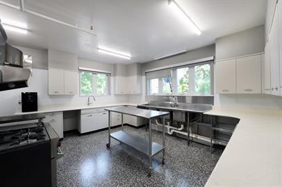 1000 5th Street Southeast - Photo 6 of 14