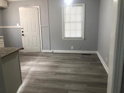 Realty St.  109 - Photo 3 of 8