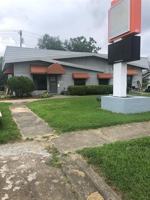 featured image of 700 S Park Ave