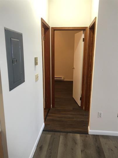 Feather Ridge Apartments & Garage Rentals - Photo 3 of 13