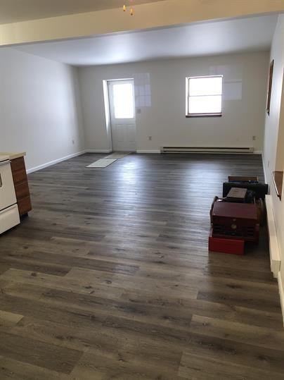 Feather Ridge Apartments & Garage Rentals - Photo 4 of 13