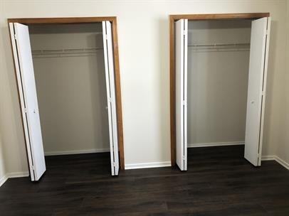 Feather Ridge Apartments & Garage Rentals - Photo 6 of 13