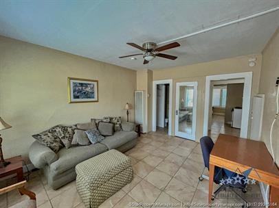 1104 Arizona Avenue !! - Photo 4 of 17