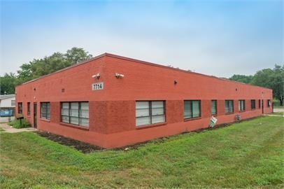 7714 Prospect Avenue - Photo 2 of 25