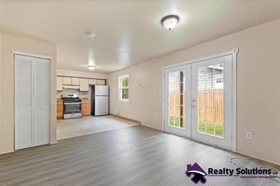 123 Earl Avenue - Photo 3 of 17