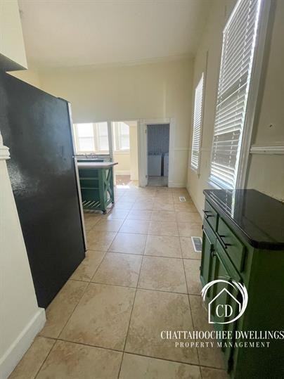 2826 10th Avenue - Photo 5 of 22