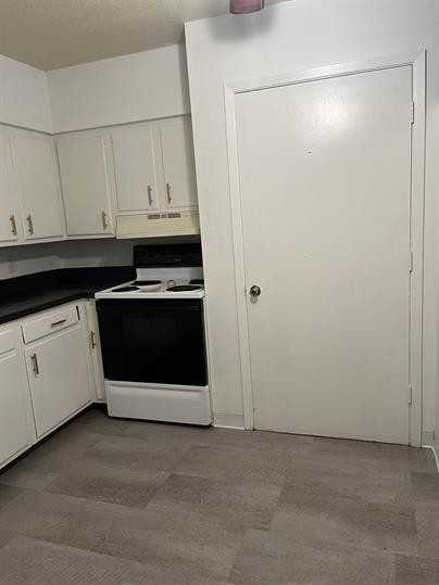 6315 Hickman Road - Photo 3 of 9