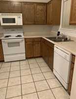 featured image of 218 N 11th St