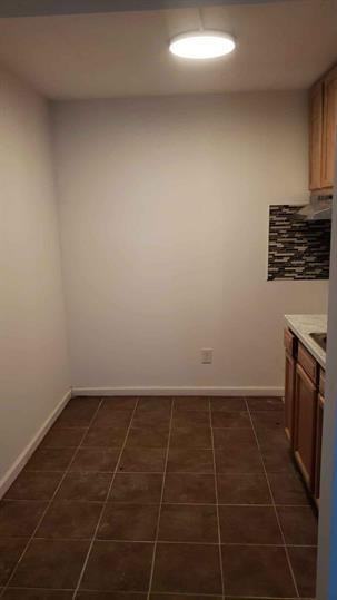 398 South Central Avenue - Photo 5 of 8