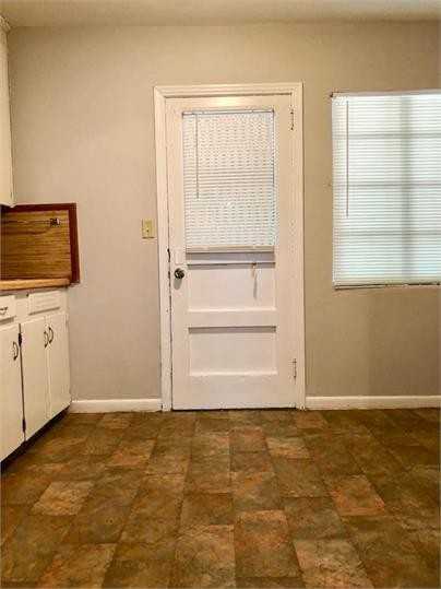 1601 Hamilton Street - Photo 4 of 11