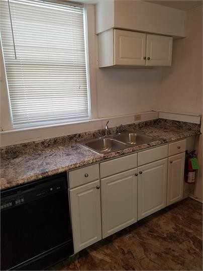 W 25th St 810 - Photo 2 of 17