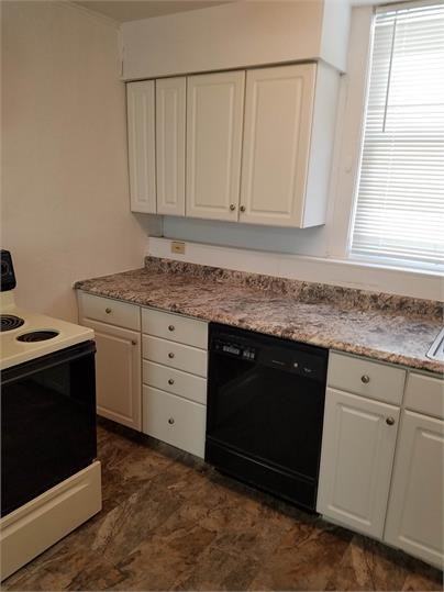 W 25th St 810 - Photo 4 of 17