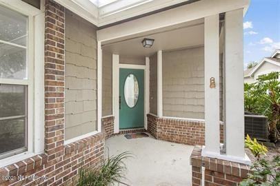 810TR - Photo 2 of 14