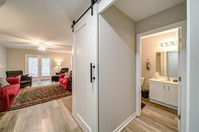 Kivett Station - old - Photo 4 of 10