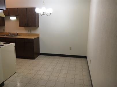 Woodland Park Ivanhoe - Photo 5 of 12