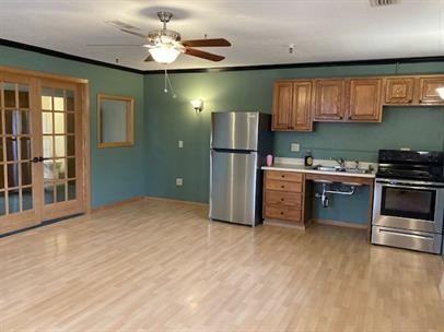 Woodland Park - Lyons, KS - Photo 3 of 9