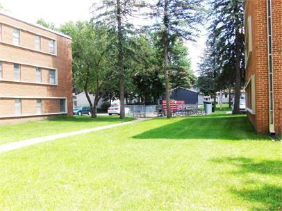 Building 4 - 210 16th St NE - Photo 2 of 13