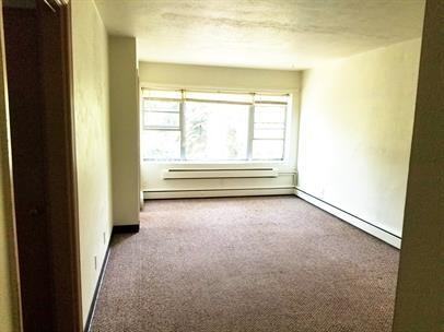 Building 5 - 300 16th St. NE - Photo 2 of 6