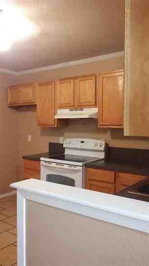 Country Place Apts - Photo 4 of 21