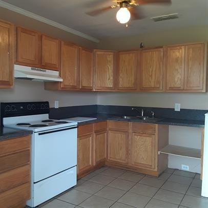 Country Place Apts - Photo 5 of 21