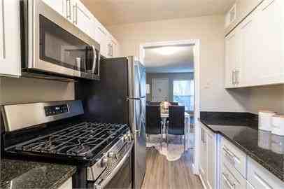 Tucker Place - Photo 5 of 10