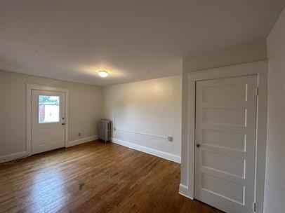 424-426 N Locust St - Photo 5 of 17